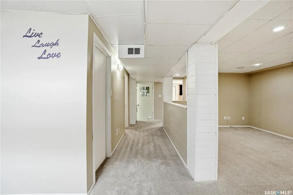 1710 Drinkle Street Saskatoon SK S7J 0P7