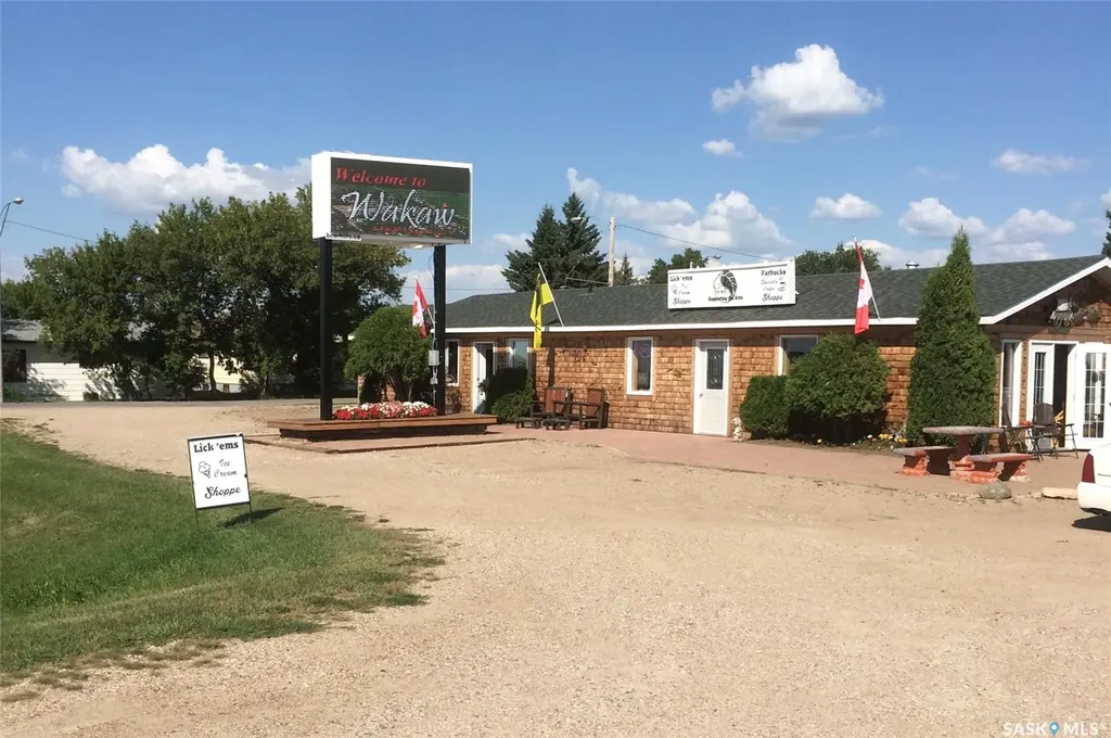 423 1st Street S Wakaw SK S0K 4P0