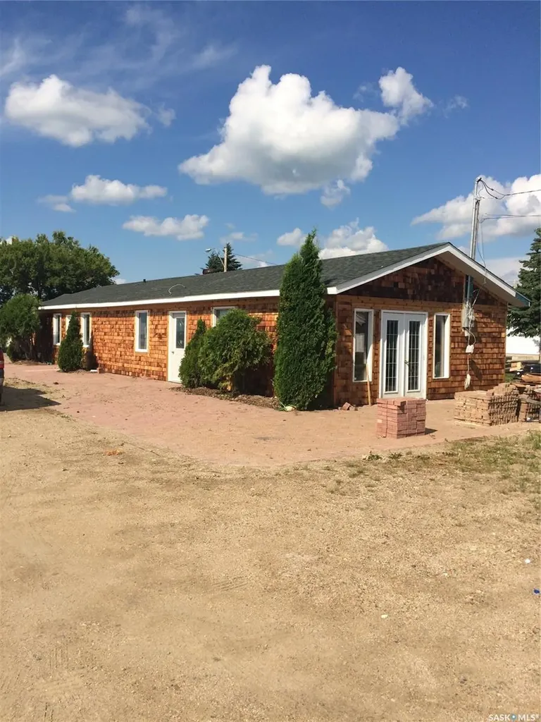 423 1st Street S Wakaw SK S0K 4P0