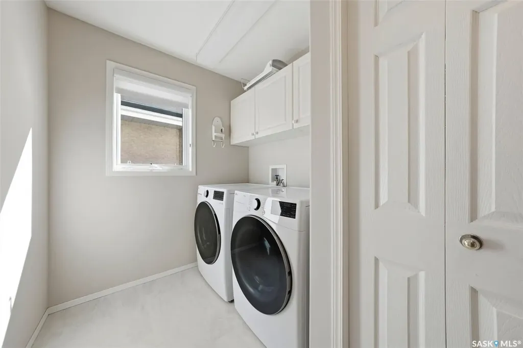 118 Hinitt Place Saskatoon SK S7N 4M6