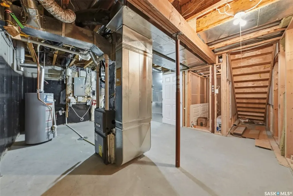 118 Hinitt Place Saskatoon SK S7N 4M6