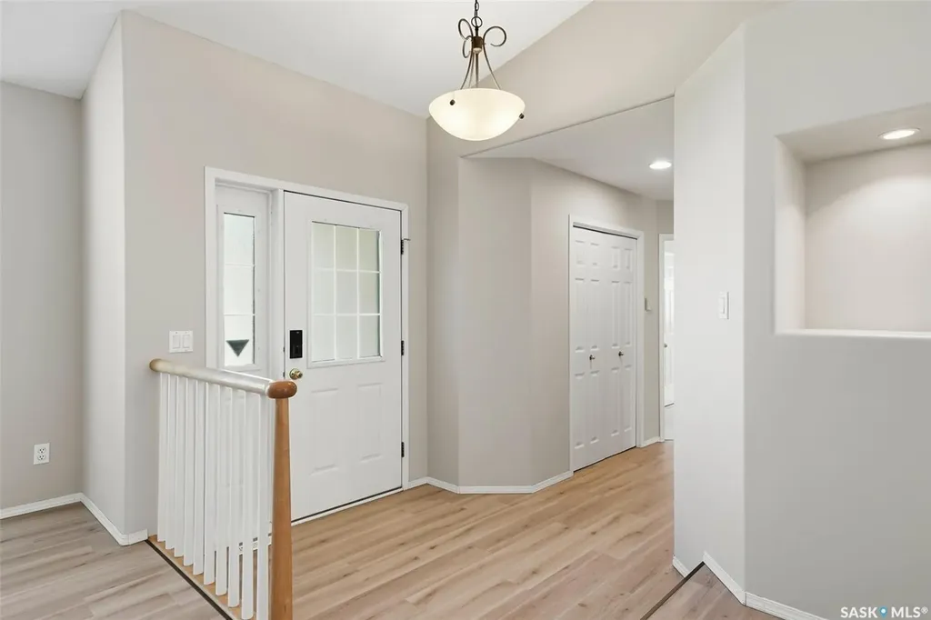 118 Hinitt Place Saskatoon SK S7N 4M6