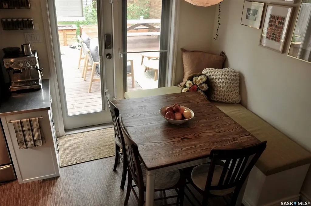 725 9th Street E Saskatoon SK S7H 0M6