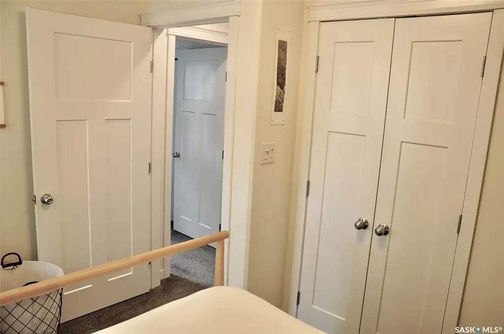 725 9th Street E Saskatoon SK S7H 0M6
