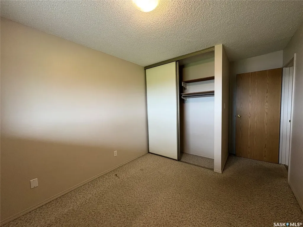 1140 9th Avenue NE Swift Current SK S9H 2S9