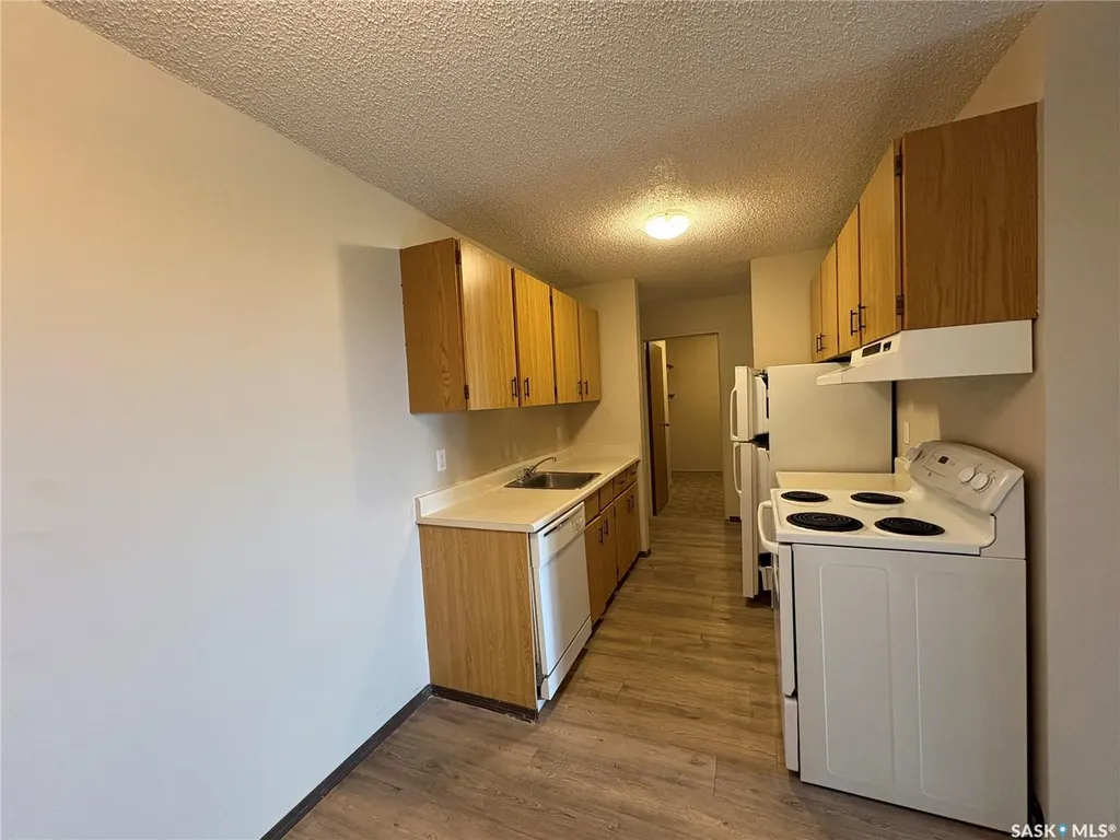 1140 9th Avenue NE Swift Current SK S9H 2S9