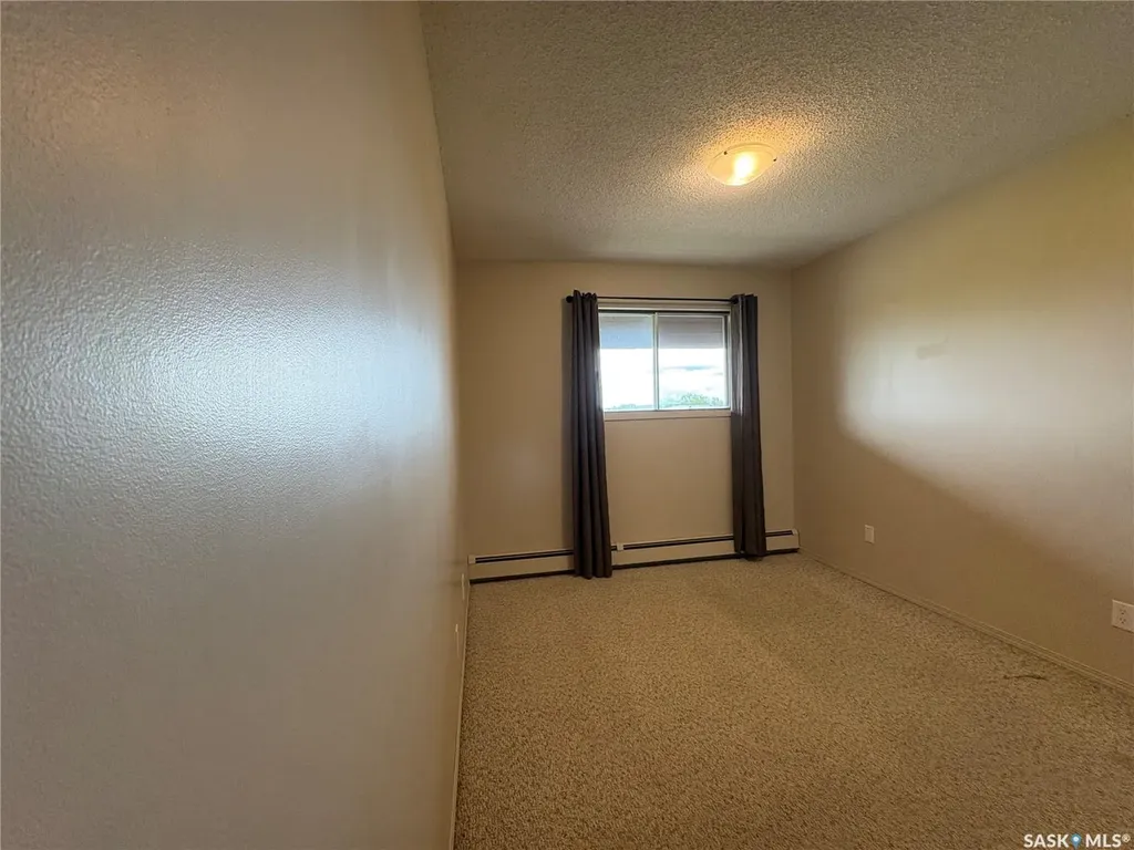 1140 9th Avenue NE Swift Current SK S9H 2S9