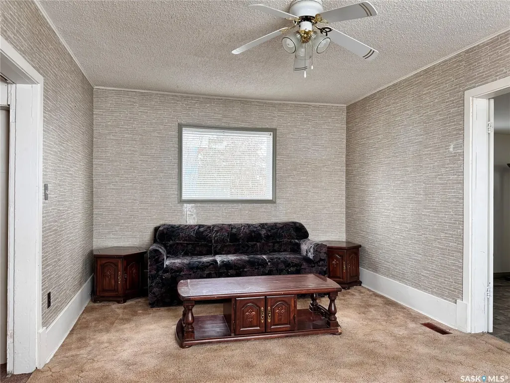 309 A Avenue E Wynyard SK S0A 4T0