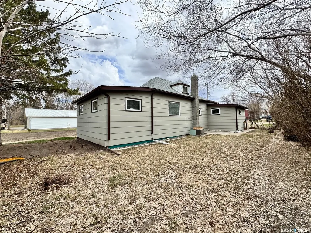 309 A Avenue E Wynyard SK S0A 4T0