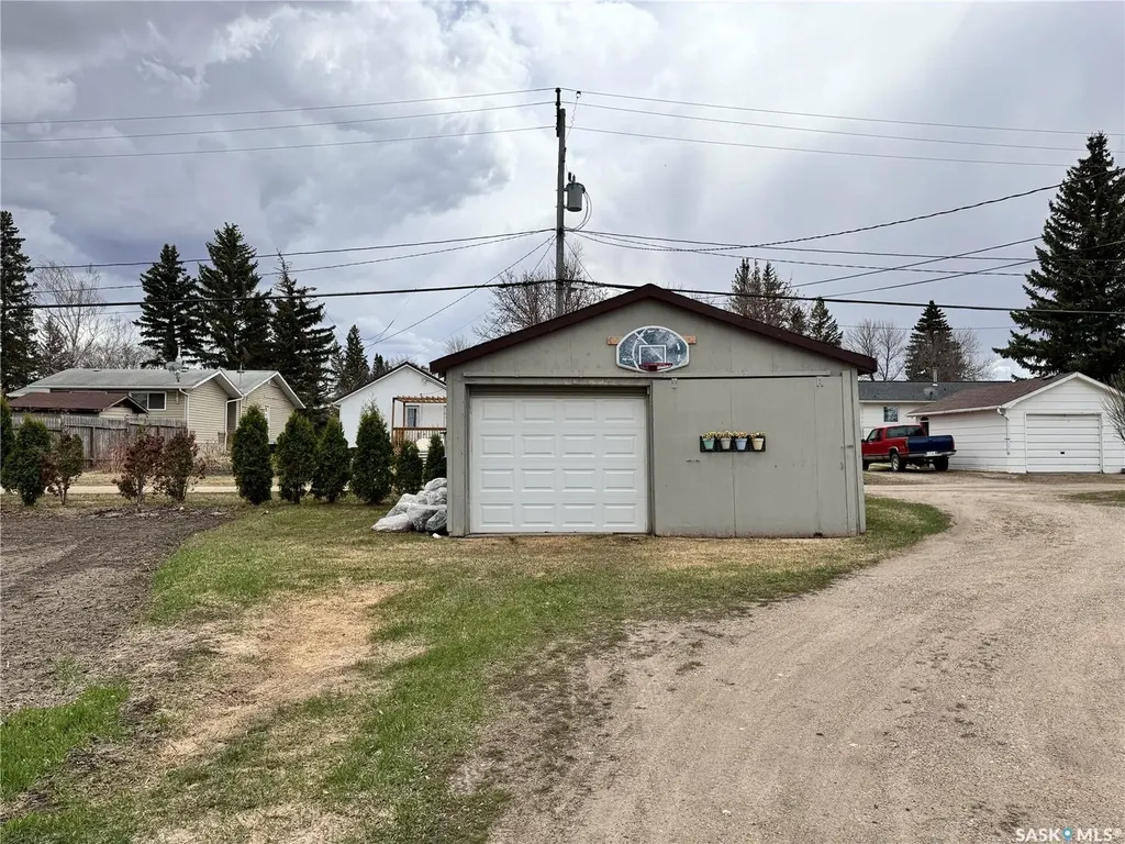 309 A Avenue E Wynyard SK S0A 4T0