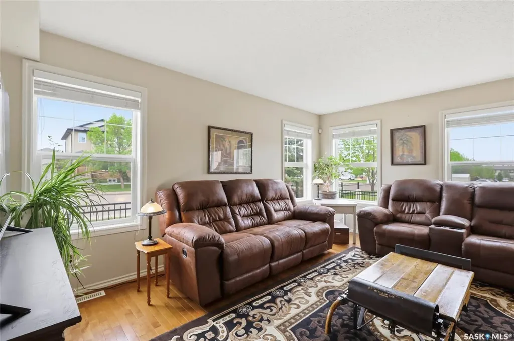 105 Lynd Crescent Saskatoon SK S7T 0C3