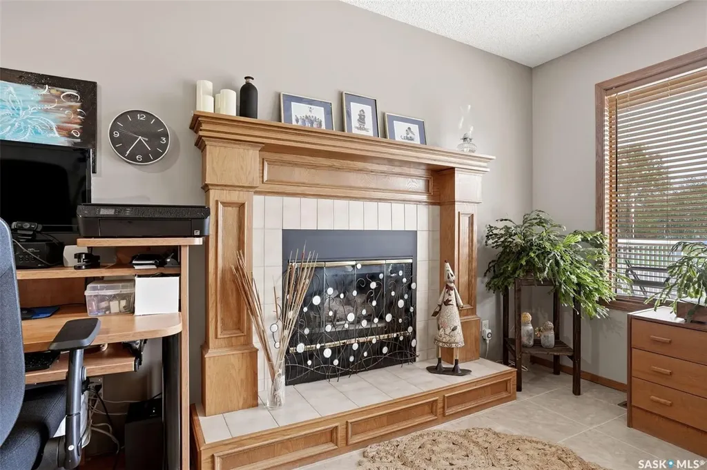 22 Kensington Crescent Regina SK S4S 7G6