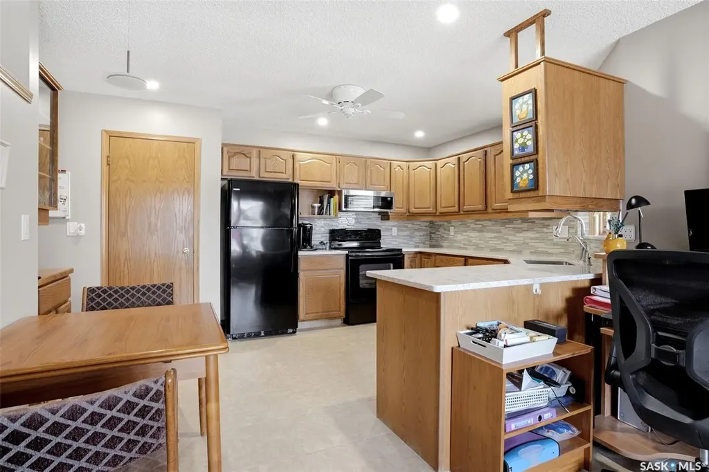 22 Kensington Crescent Regina SK S4S 7G6