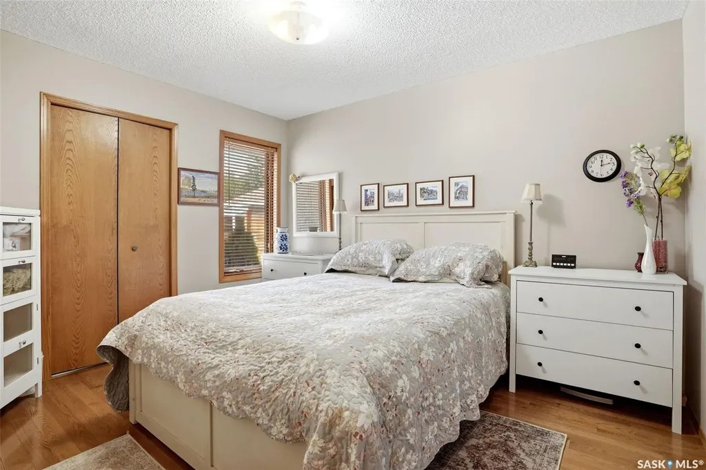 22 Kensington Crescent Regina SK S4S 7G6