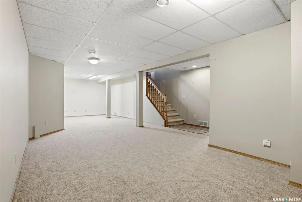 22 Kensington Crescent Regina SK S4S 7G6