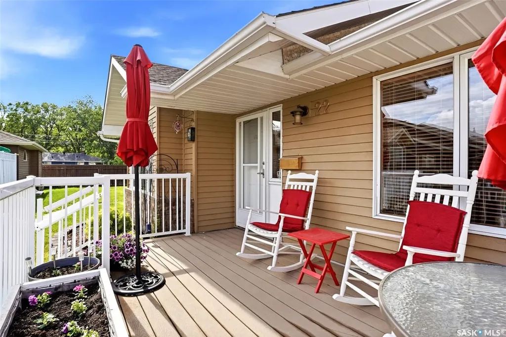 22 Kensington Crescent Regina SK S4S 7G6