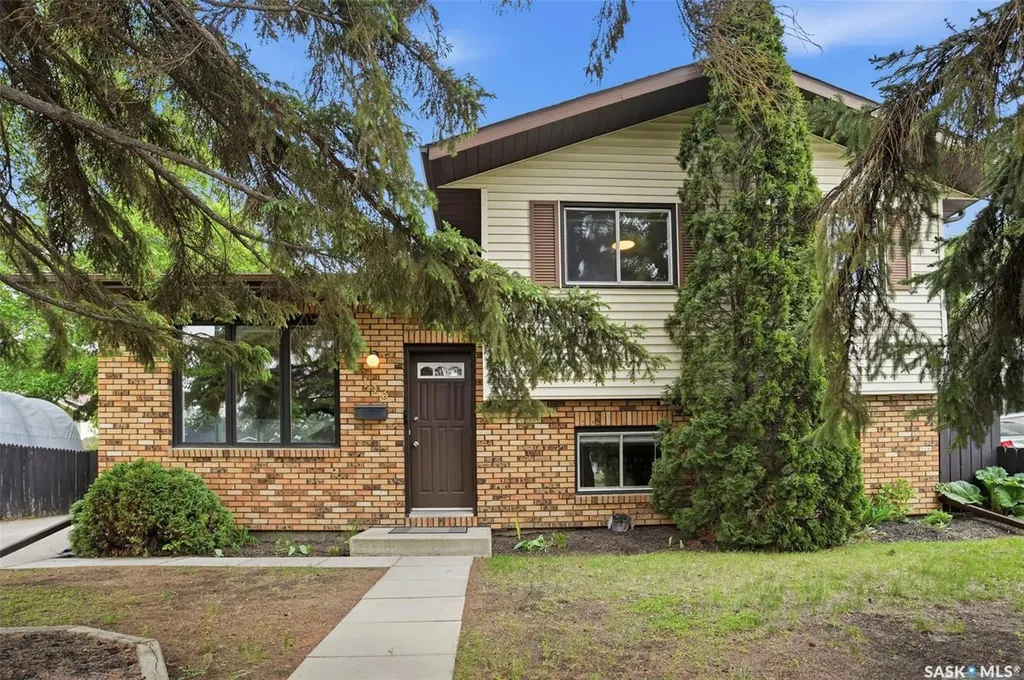 143 Adilman Drive Saskatoon SK S7K 7P3