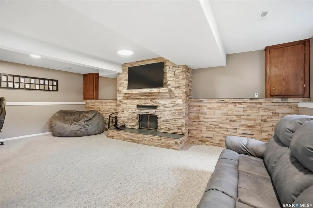 143 Adilman Drive Saskatoon SK S7K 7P3