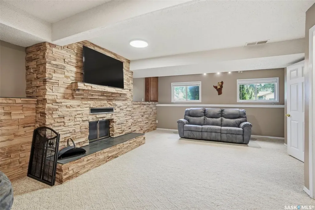 143 Adilman Drive Saskatoon SK S7K 7P3