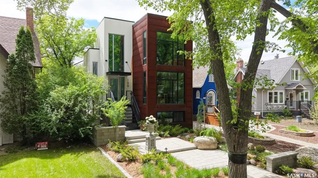 130 Connaught Crescent Regina SK S4T 6M9