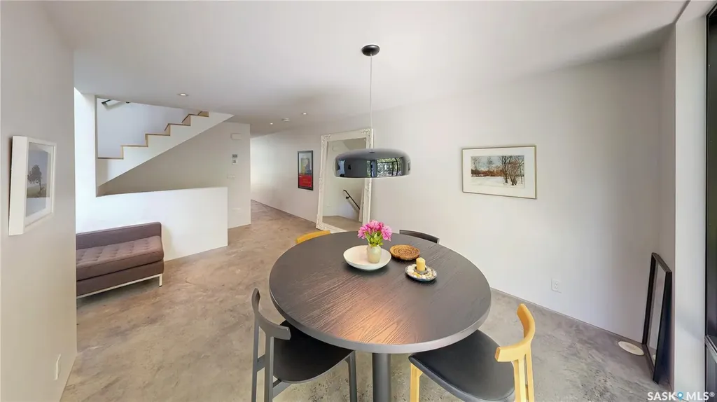 130 Connaught Crescent Regina SK S4T 6M9