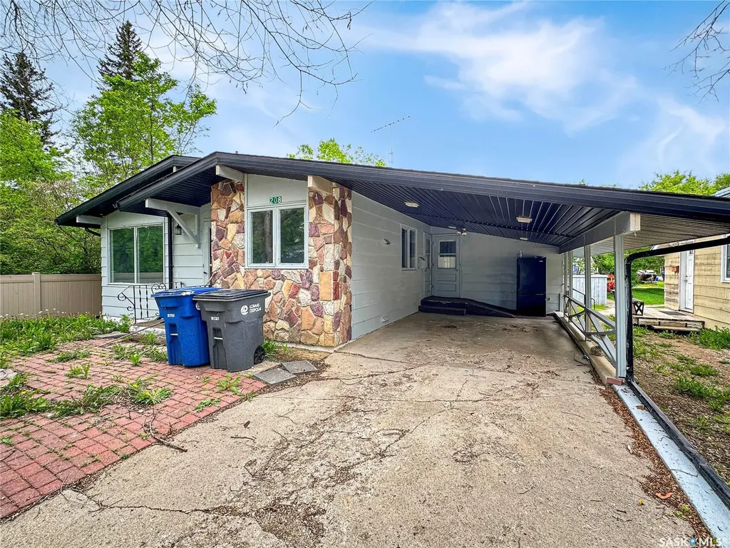 208 Lorne Street Cupar SK S0G 0Y0