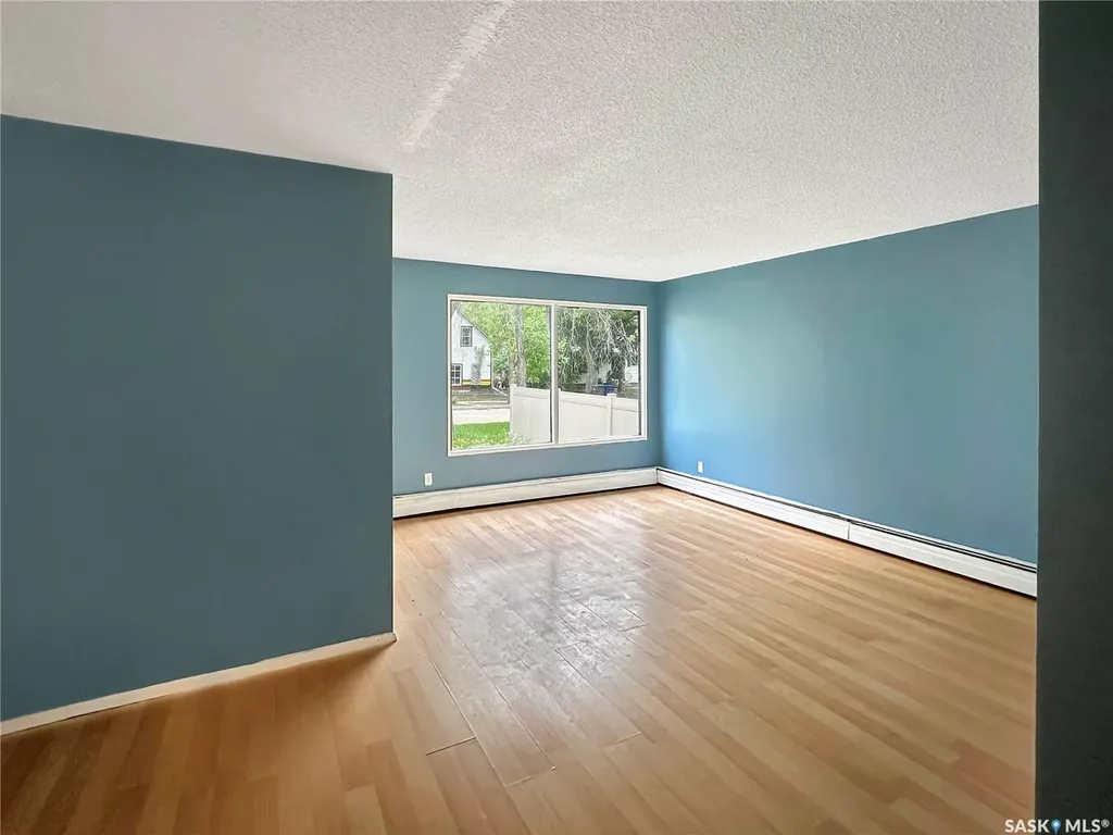 208 Lorne Street Cupar SK S0G 0Y0
