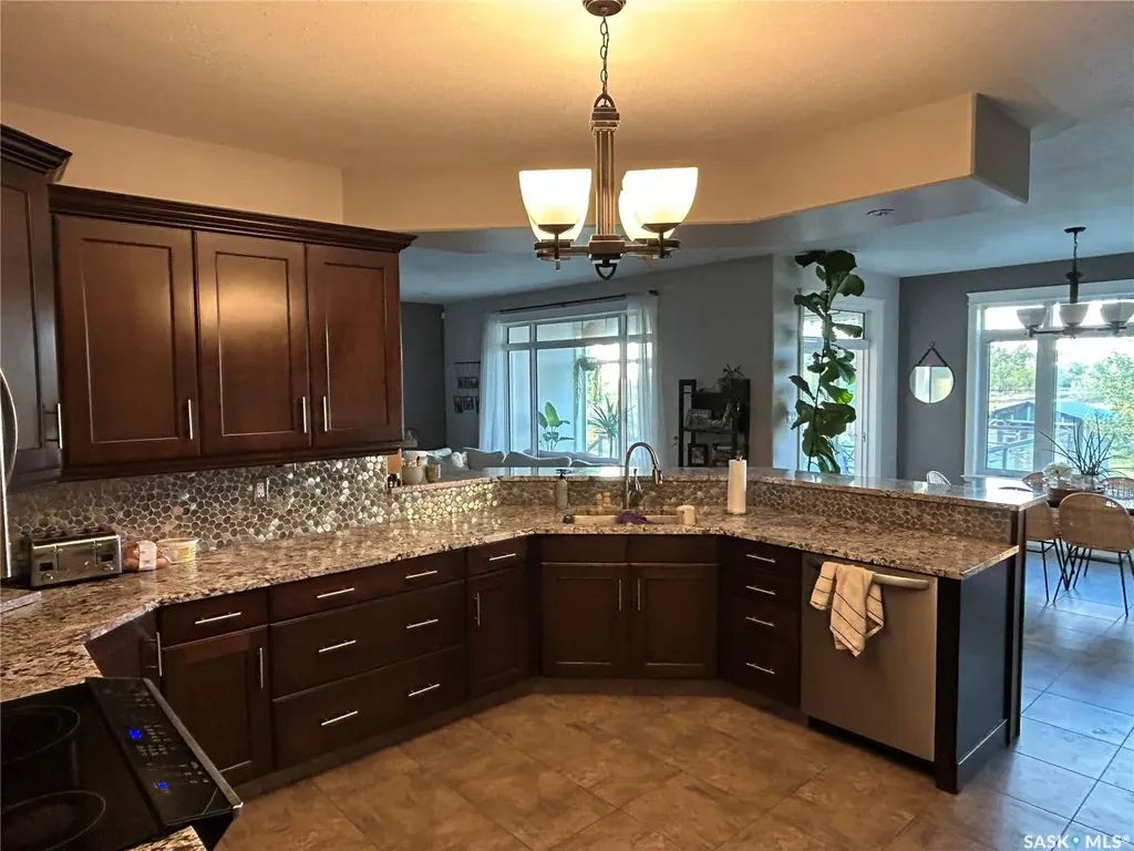 1451 1st Avenue NW Weyburn SK S4H 3E3