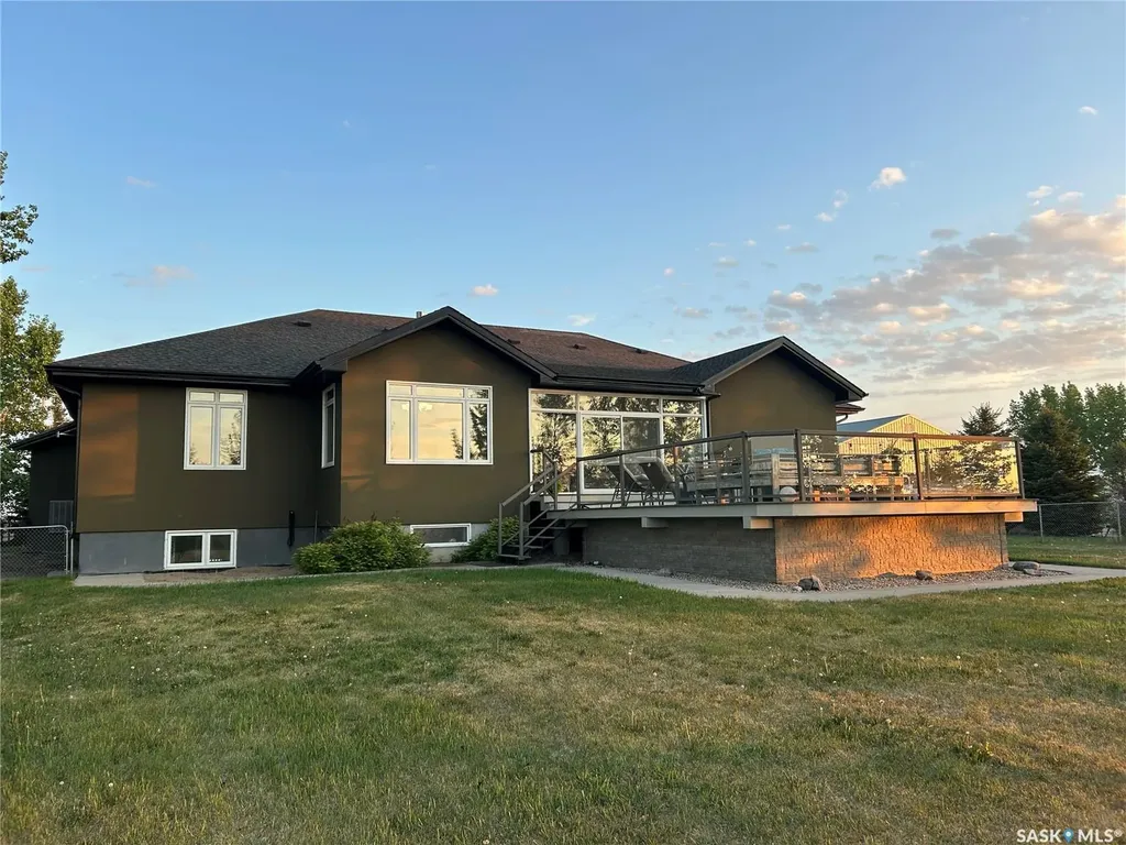 1451 1st Avenue NW Weyburn SK S4H 3E3