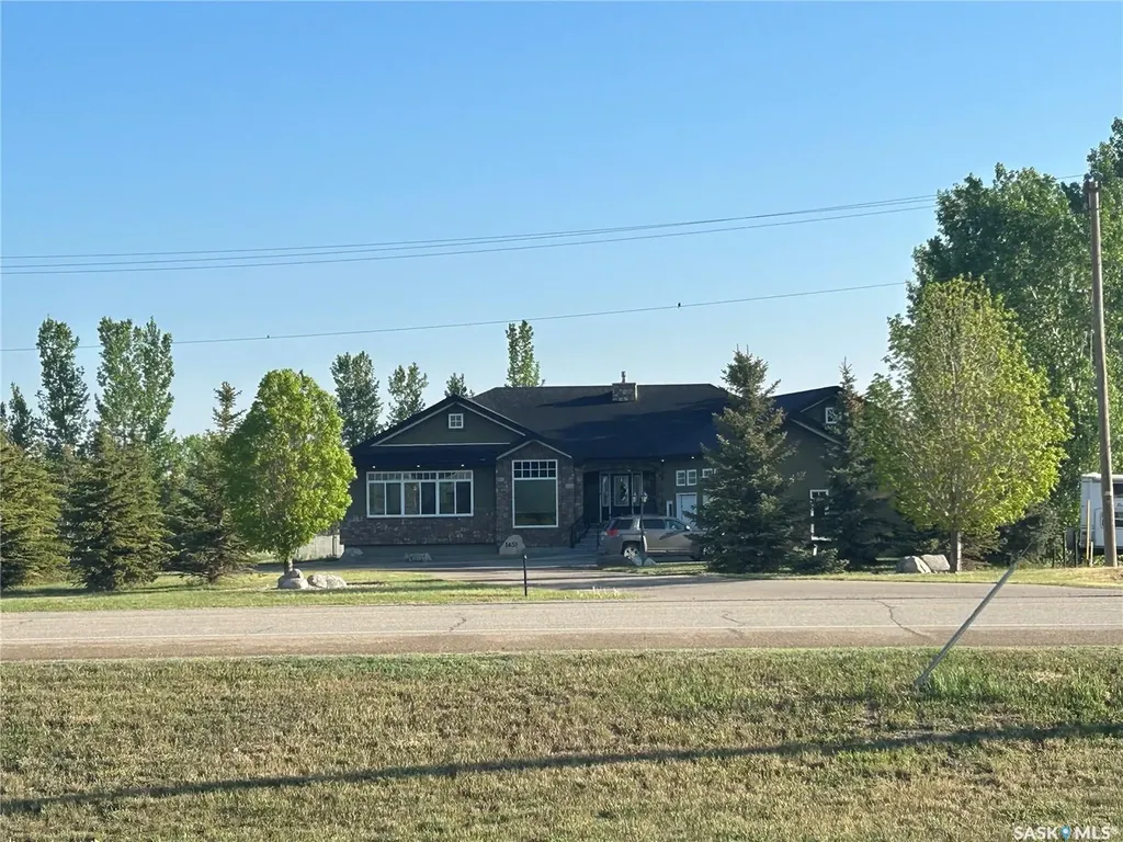 1451 1st Avenue NW Weyburn SK S4H 3E3