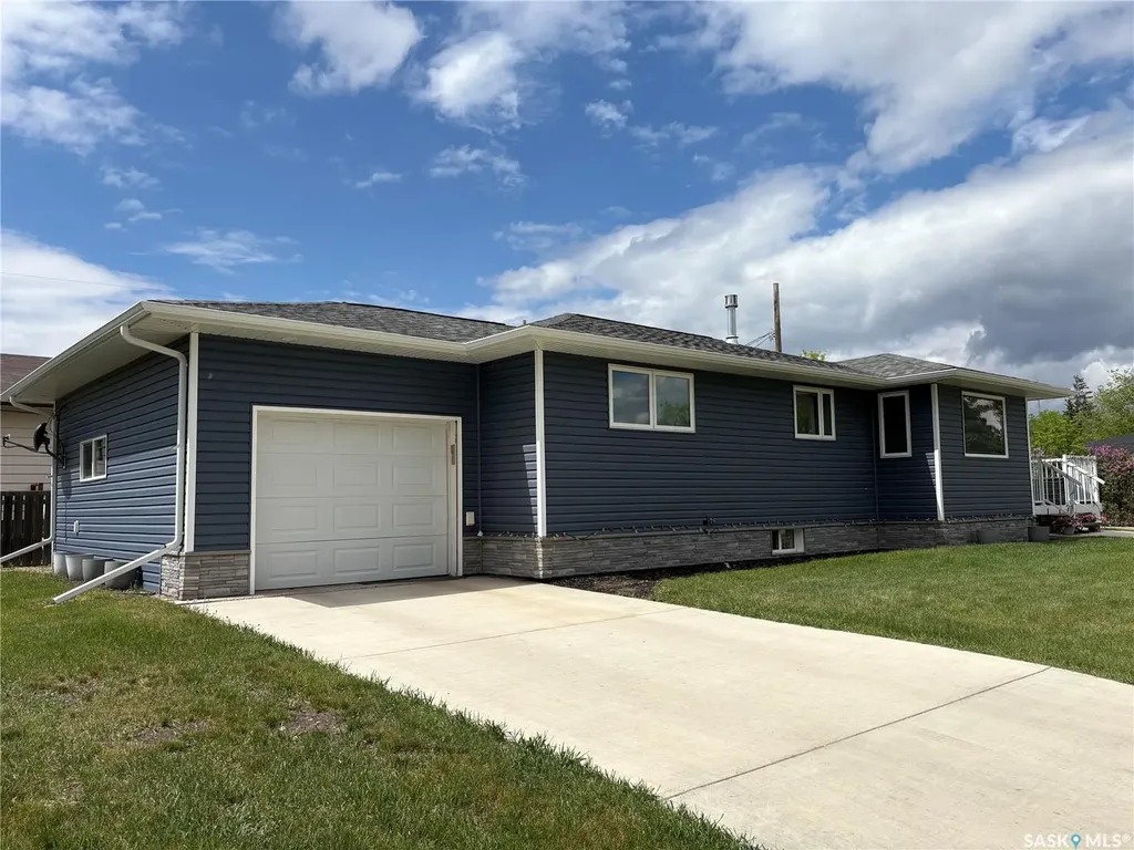 310 Mcintosh Street Foam Lake SK S0A 1A0