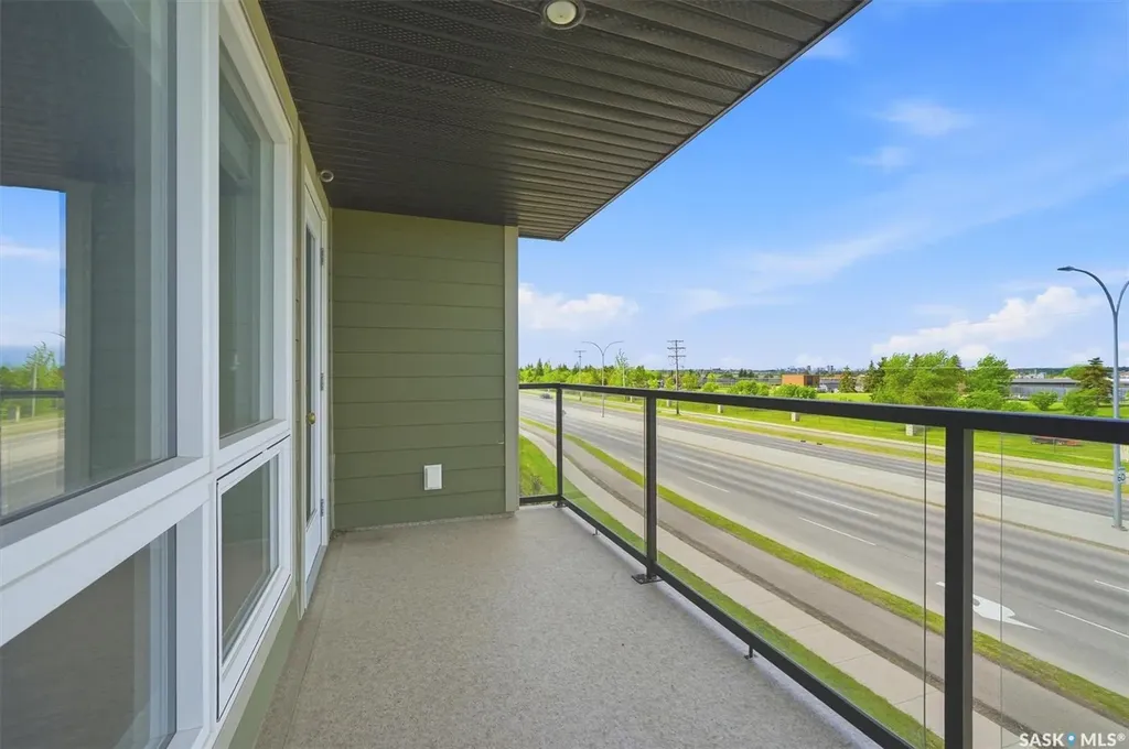 915 Kristjanson Road Saskatoon SK S7S 0B1
