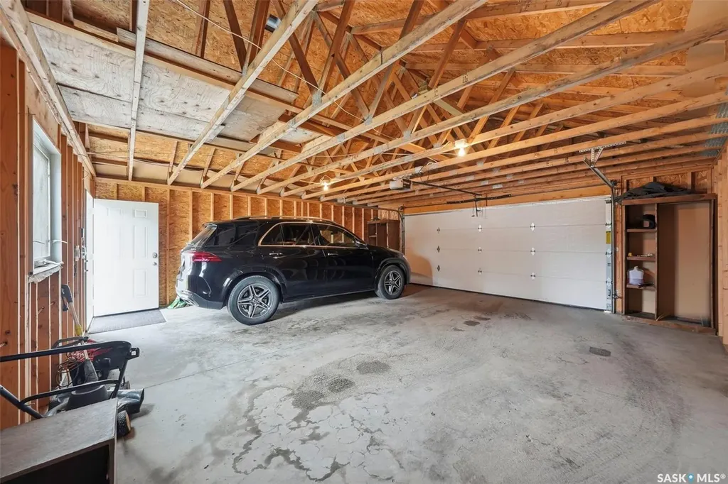 1227 Willowgrove Court Saskatoon SK S7W 0A8