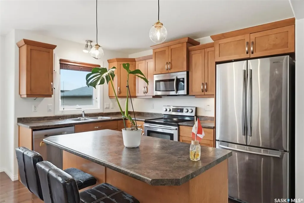 1227 Willowgrove Court Saskatoon SK S7W 0A8