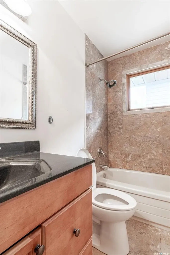 3815 Van Horne Avenue Regina SK S4S 1M5