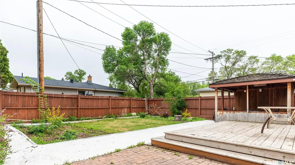3815 Van Horne Avenue Regina SK S4S 1M5