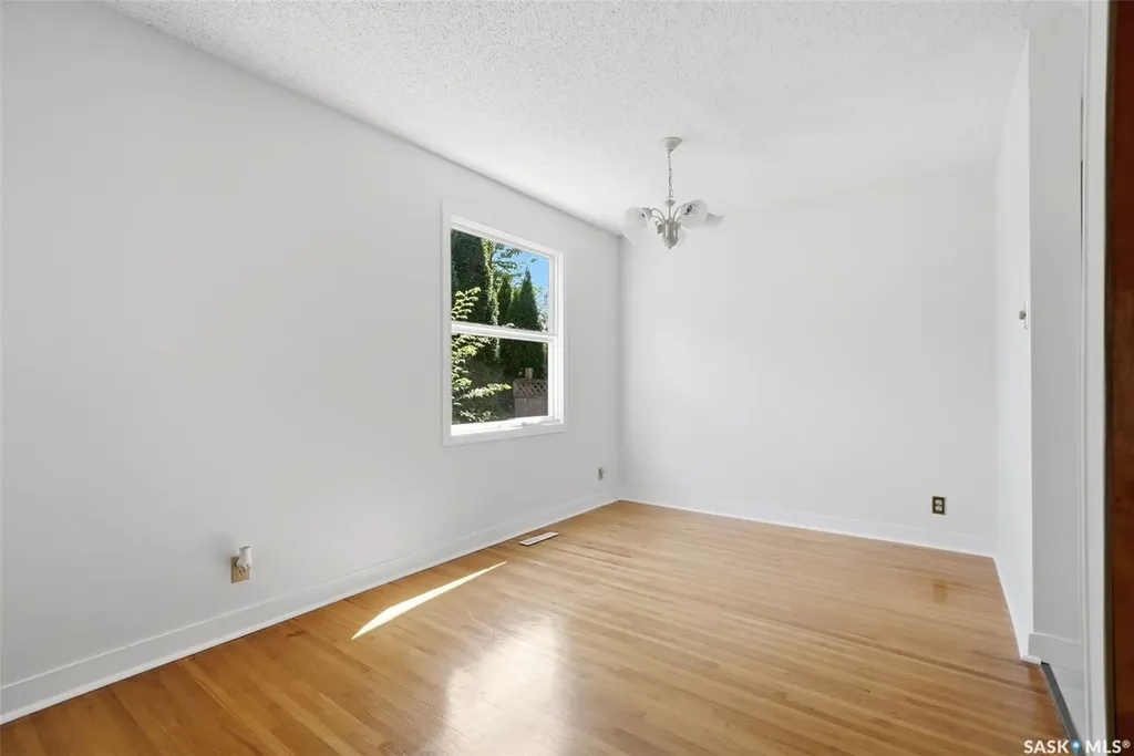 4124 Argyle Street Regina SK S4S 3L7