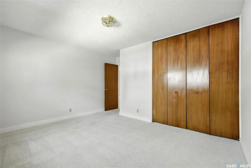 4124 Argyle Street Regina SK S4S 3L7