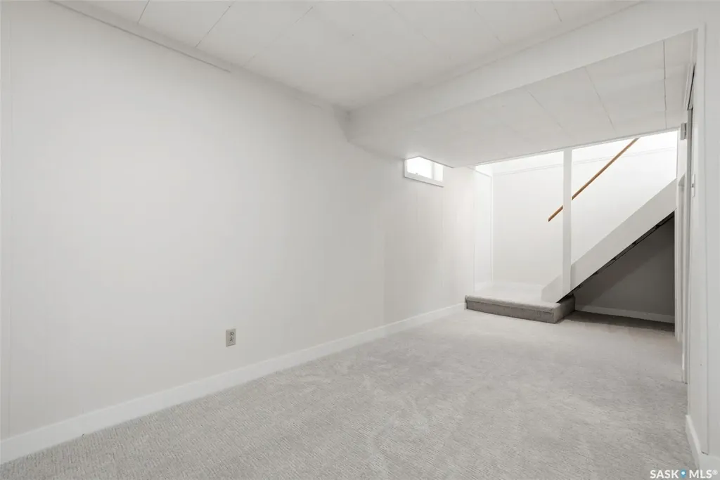 4124 Argyle Street Regina SK S4S 3L7