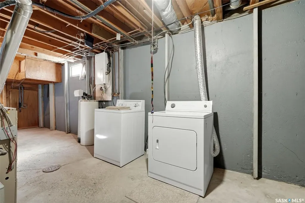 4124 Argyle Street Regina SK S4S 3L7