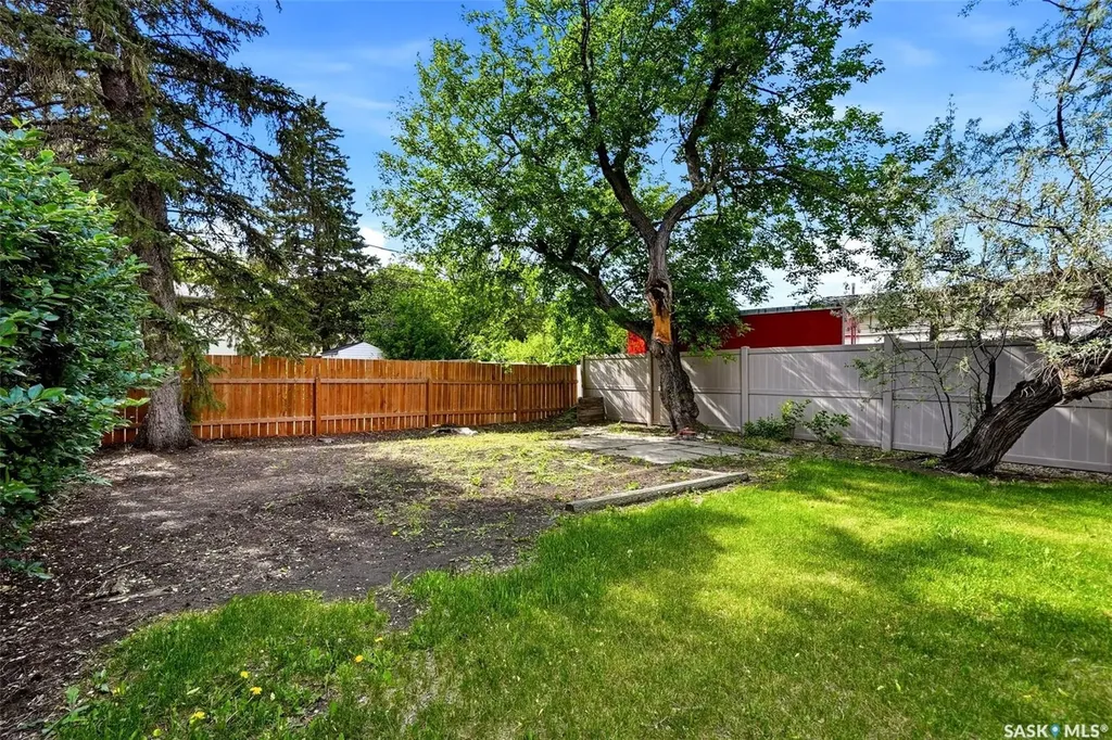 4124 Argyle Street Regina SK S4S 3L7