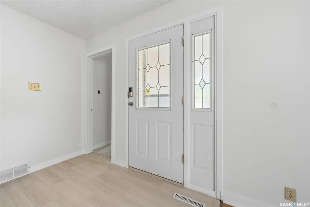 4124 Argyle Street Regina SK S4S 3L7
