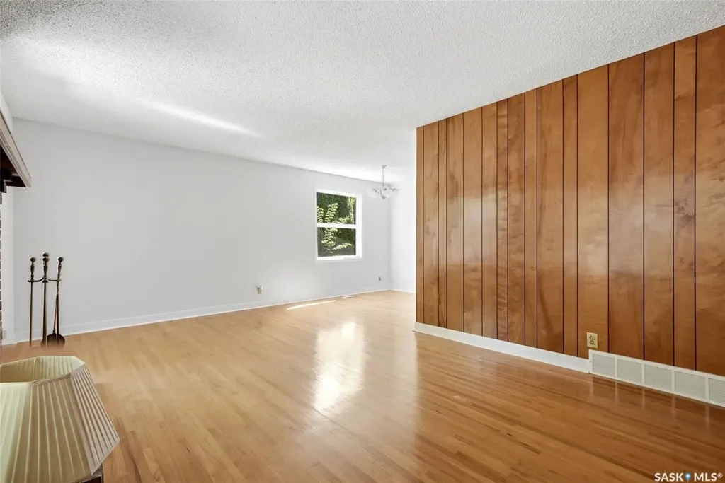 4124 Argyle Street Regina SK S4S 3L7