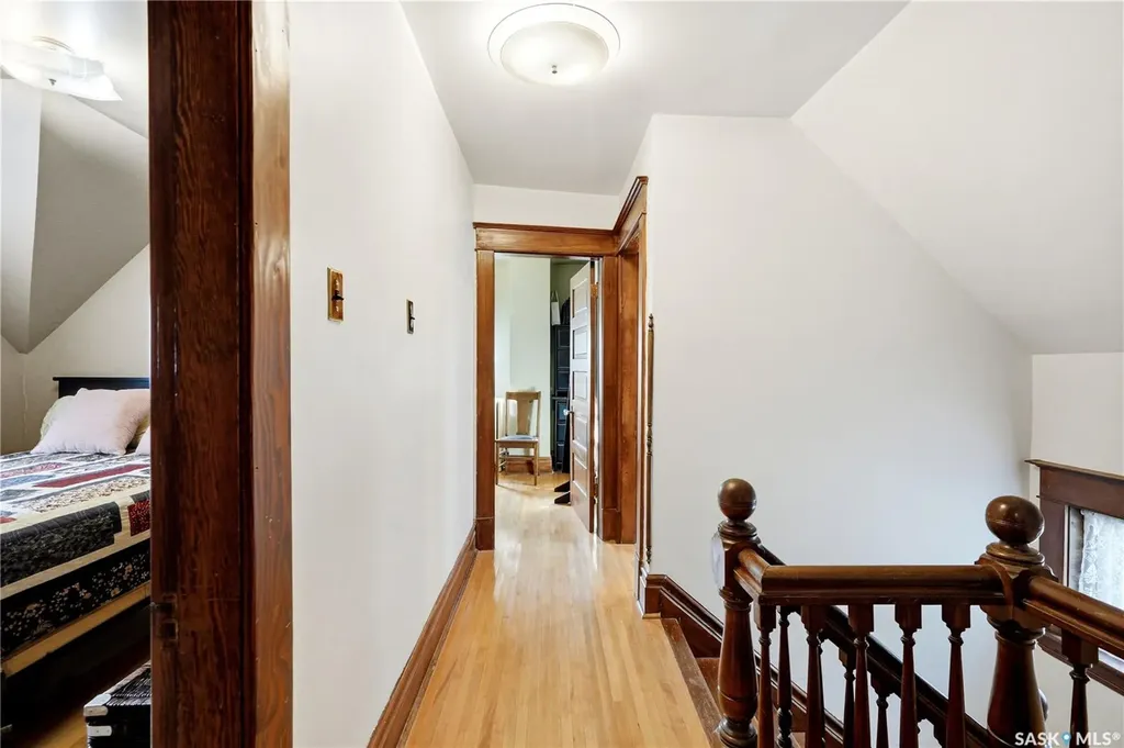 512 Bedford Road Saskatoon SK S7L 0E6