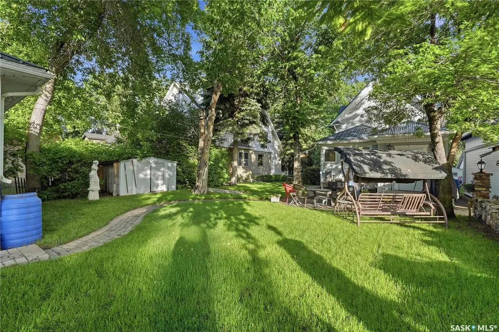 512 Bedford Road Saskatoon SK S7L 0E6