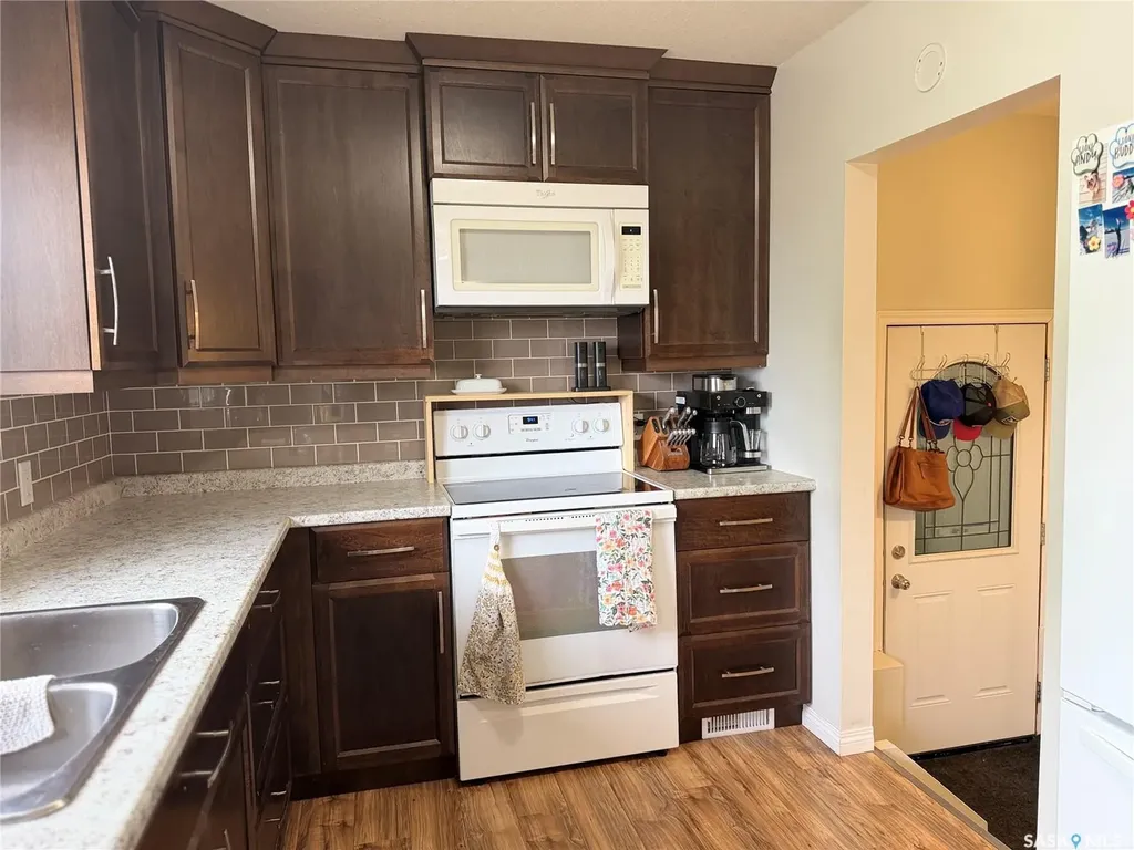 23 Wexford Street Lanigan SK S0K 2M0