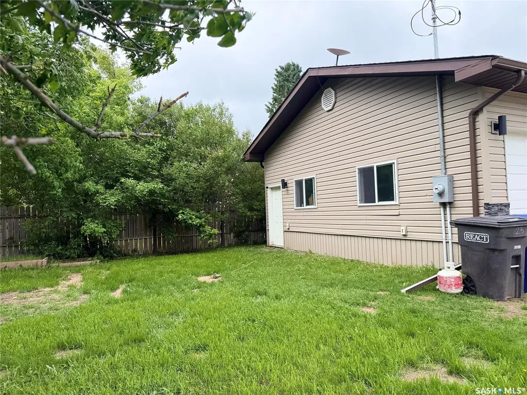 23 Wexford Street Lanigan SK S0K 2M0
