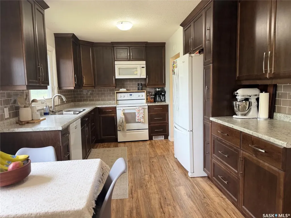 23 Wexford Street Lanigan SK S0K 2M0
