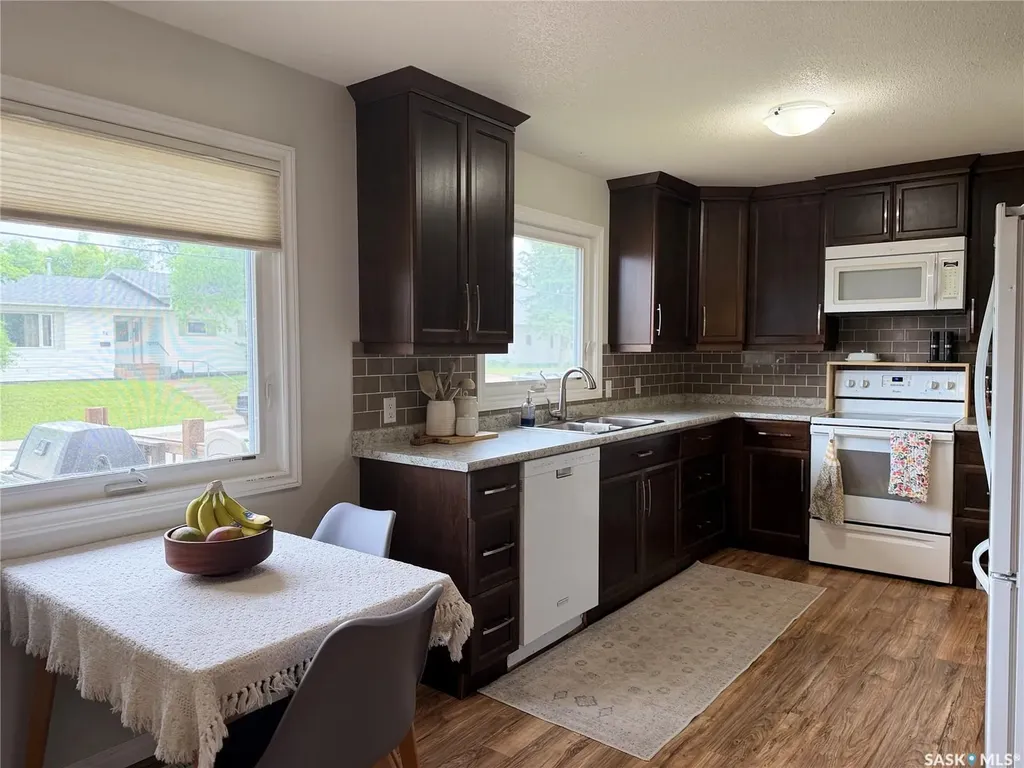 23 Wexford Street Lanigan SK S0K 2M0