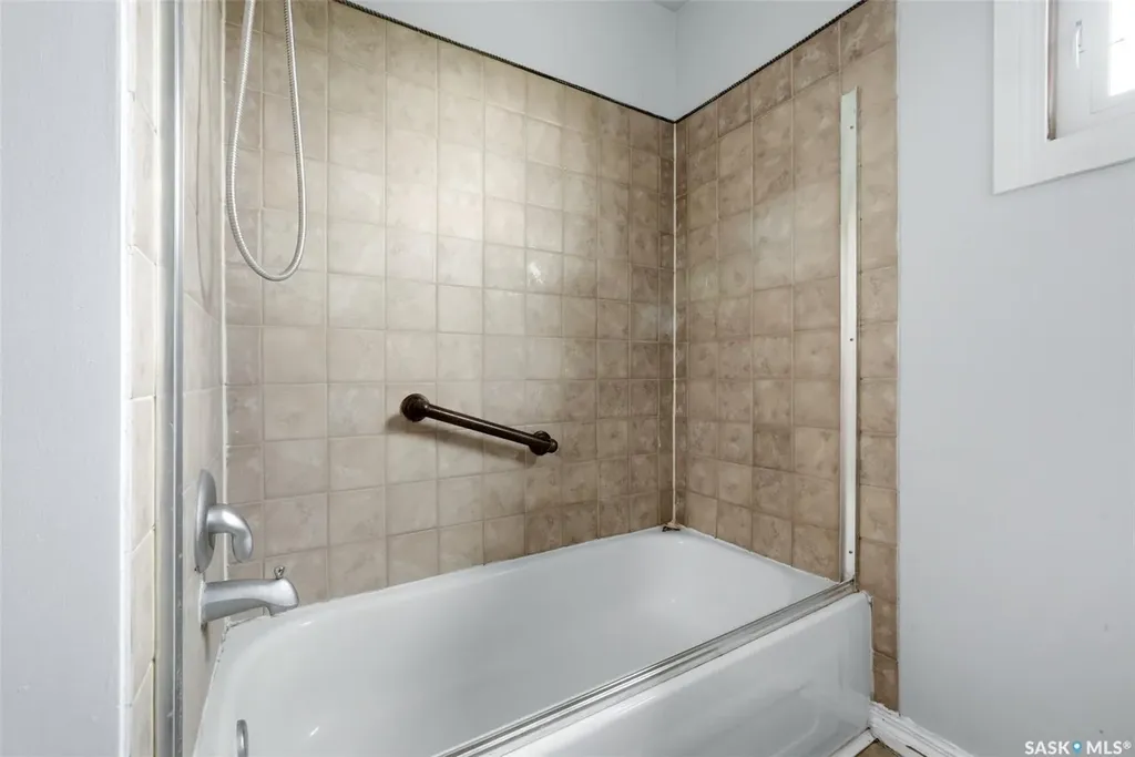 1317 Kent Street Regina SK S4T 5T2